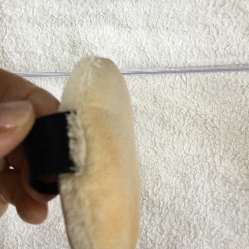 Clé de Peau Beauté Translucent Loose Powder Puff - Picture 5 of 8